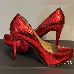 Jessica Simpson Red Metallic Snake-Embossed Stiletto Pumps size 8.5